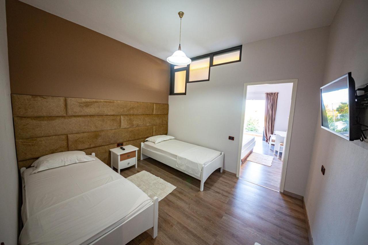 New Heaven Hotel Sarandë 외부 사진