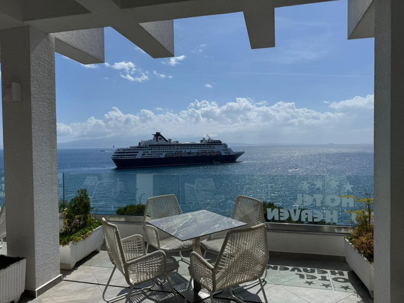 New Heaven Hotel Sarandë 외부 사진